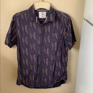 Short sleeve feather shirt